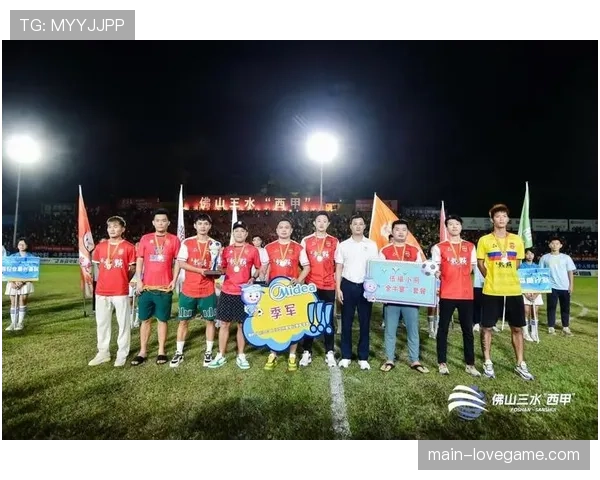 为吸引国际游客，西甲联合旅游平台推出包含比赛门票与城市观光的套餐产品